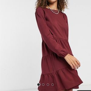 Smock mini dress with tiered hem with long sleeves in port